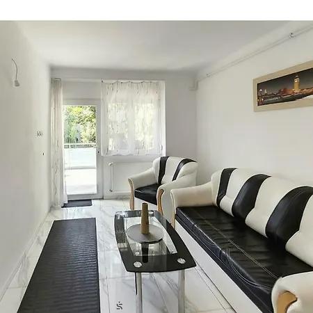 Apartment Hajnalhaz