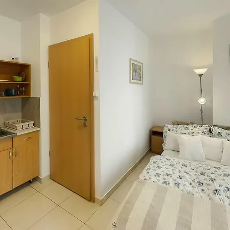 Apartment Hajnalhaz